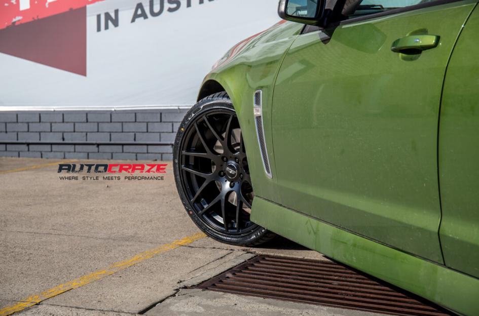 HOLDEN-COMMODORE-M-SPEC-MATTE-BLACK